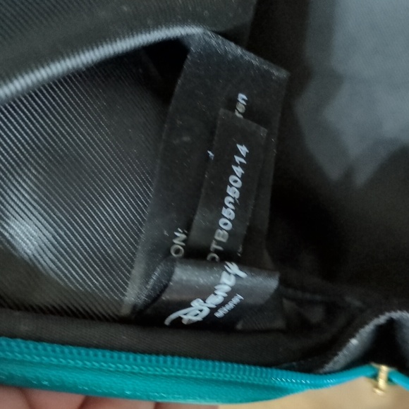 Disney/Loungefly Little Mermaid Bag - Picture 11 of 15